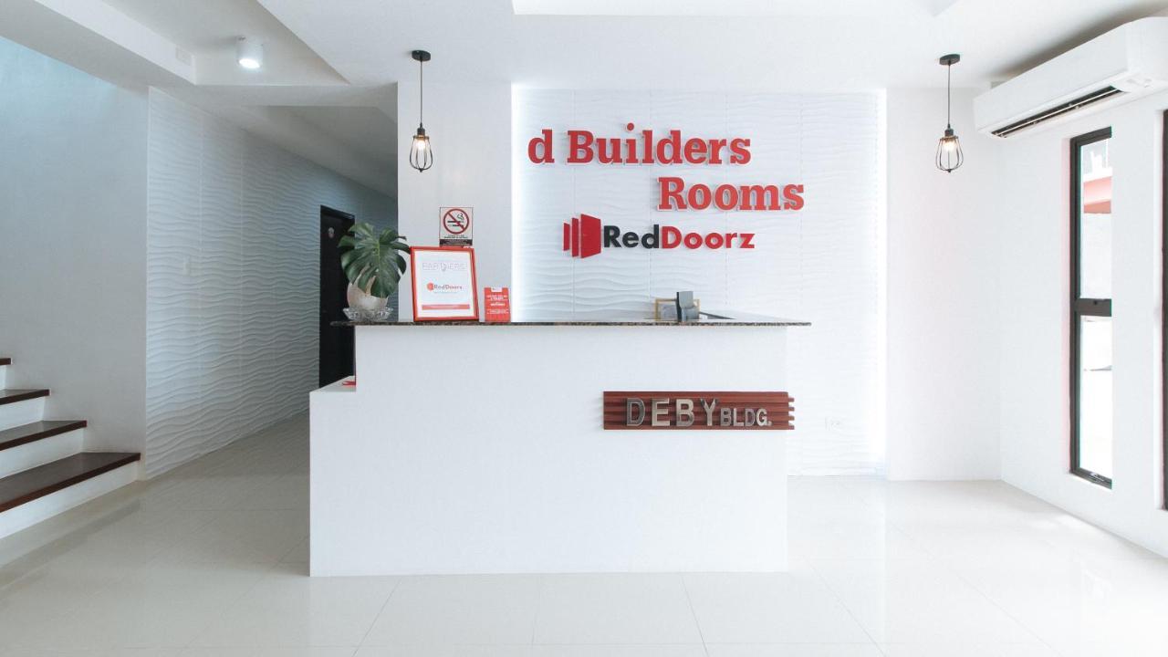 Reddoorz Plus At Dbuilders Poblacion Bgc Тагуиг Екстериор снимка